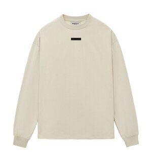ESSENTIALS Long-sleeved T-shirt with a small logo on the chest